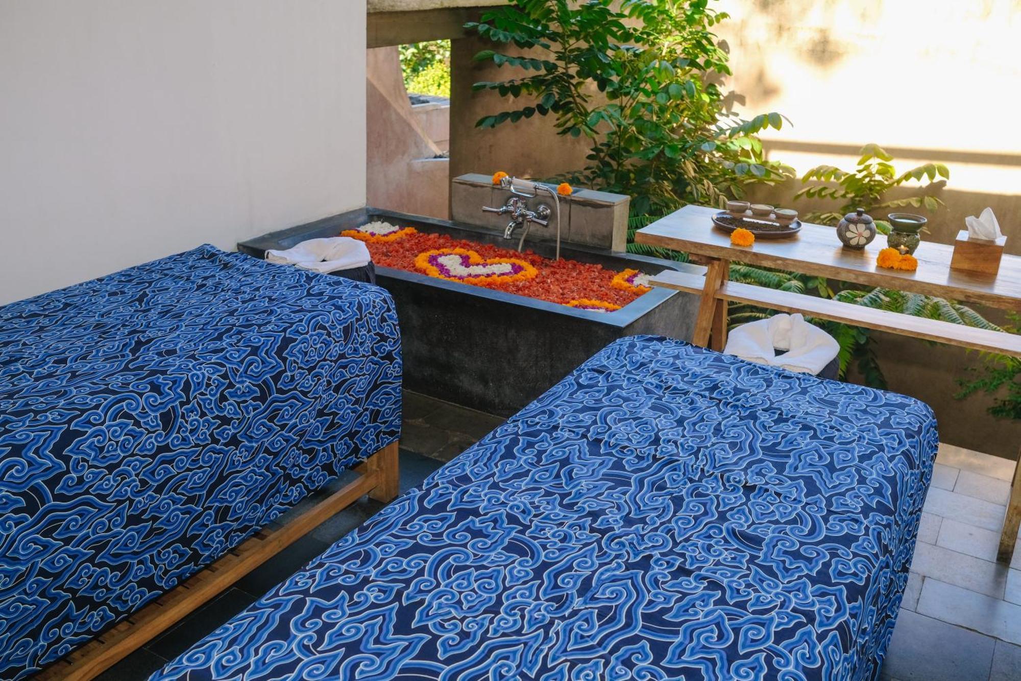 Amora Ubud Boutique Villas Екстериор снимка